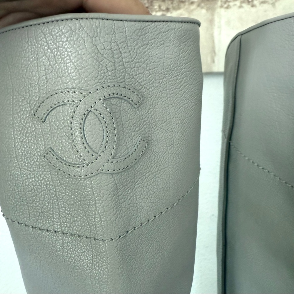 CHANEL Ascot Calfskin Leather Knee High CC Logo Riding Boots - Picture 2 of 15